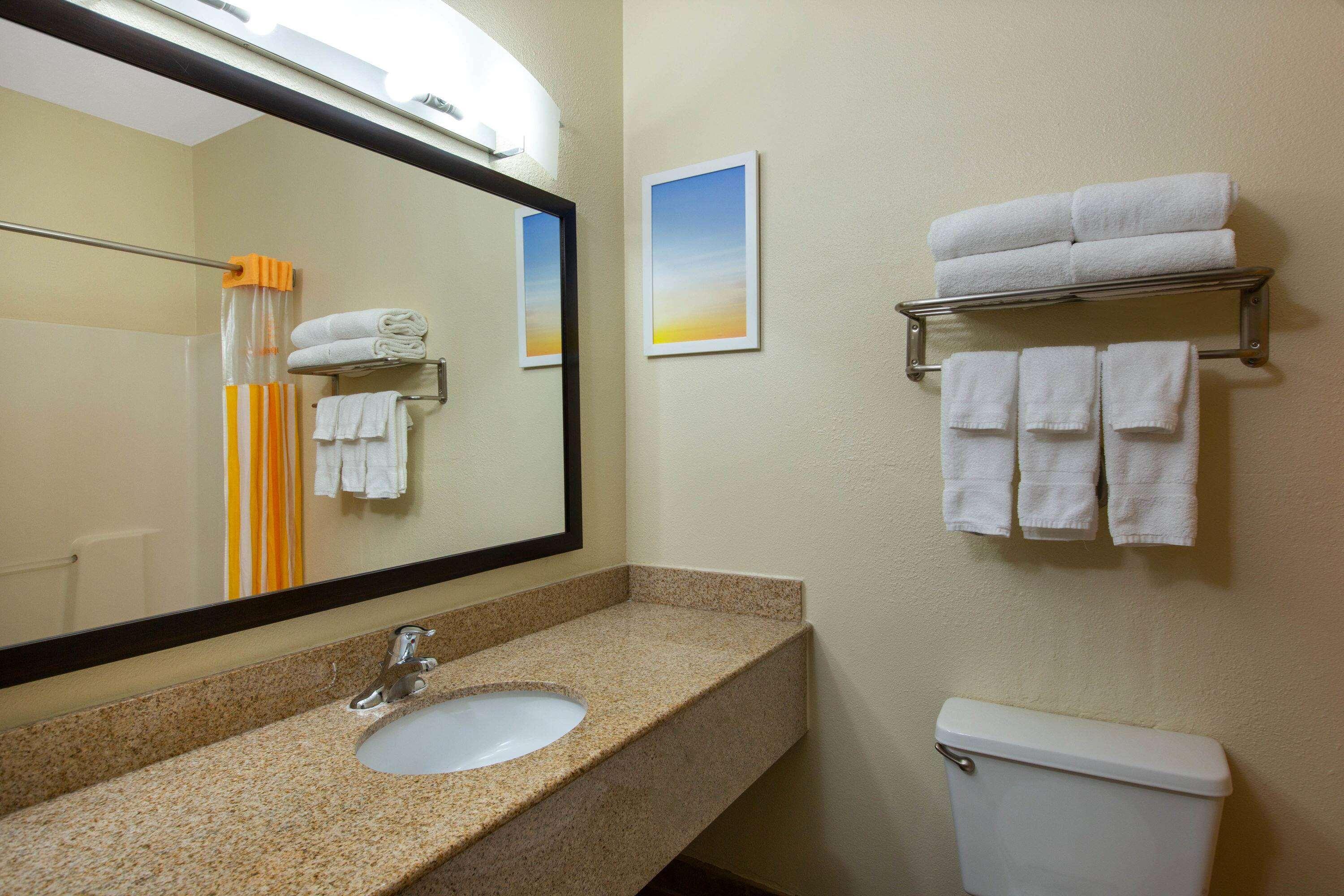 La Quinta Inn By Wyndham Lincoln Kültér fotó